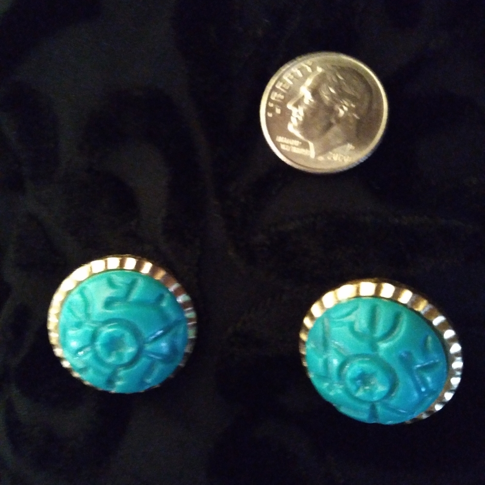 Vintage bakelite style clip on earrings